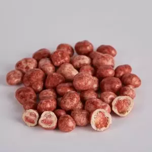 Liofilizowane truskawki w czekoladzie jagodowej BIO